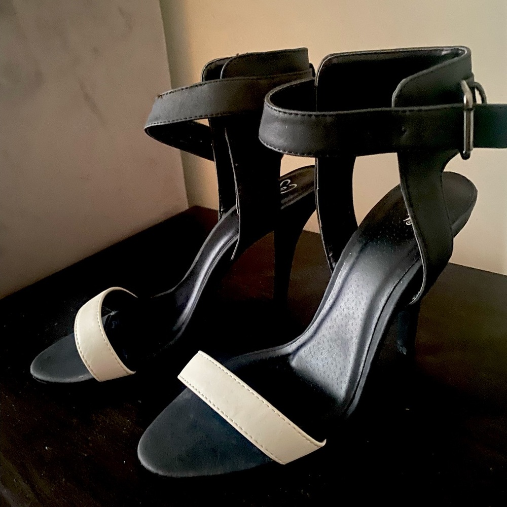 Strappy Heel
